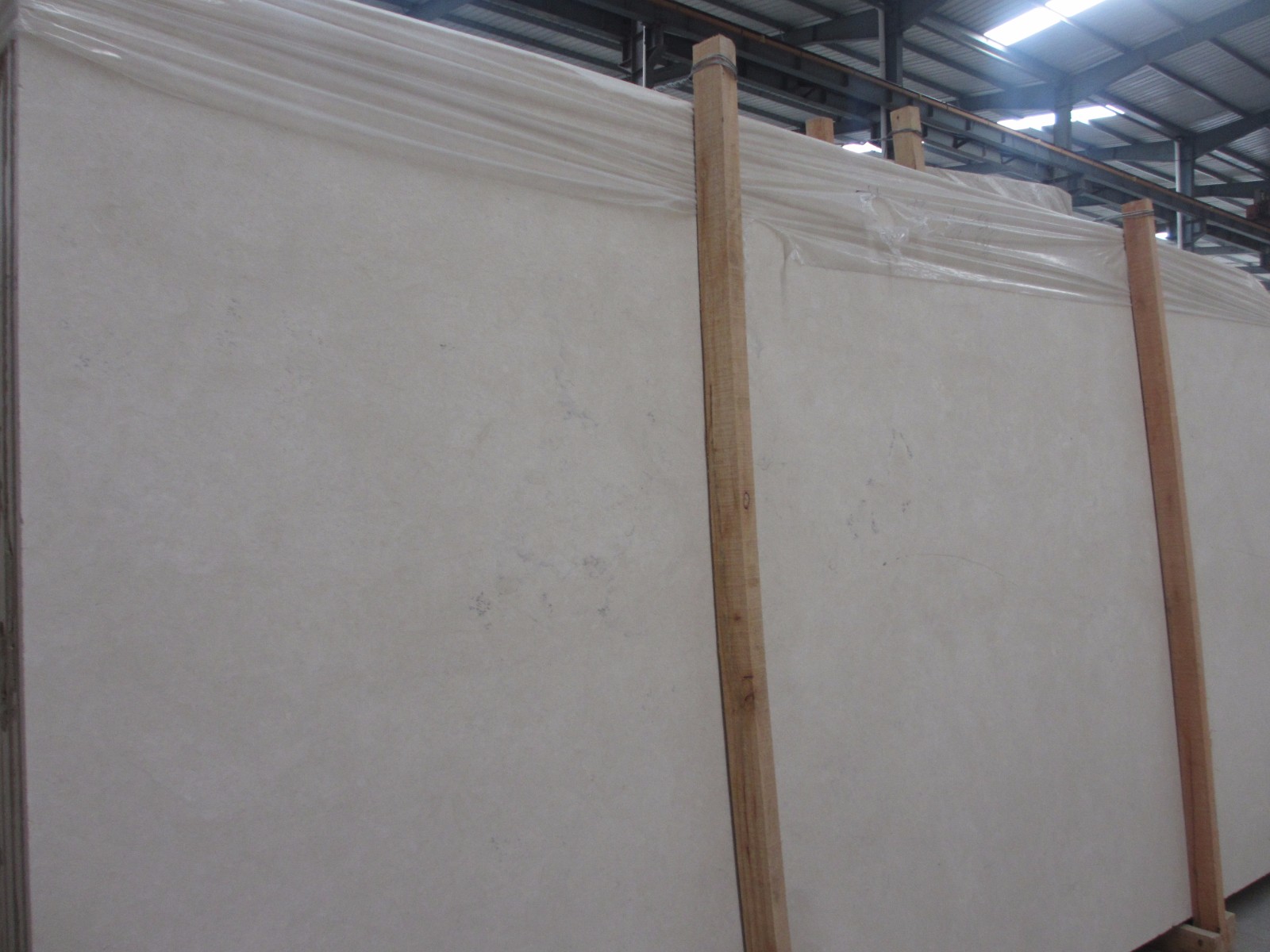 Vratza beige.jpg Vratza beige.jpg