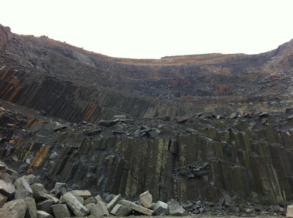 black pearl quarry