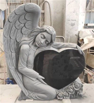 Americká černá žula památky